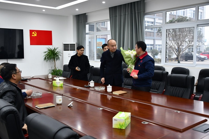朱永平--—學(xué)術(shù)技術(shù)帶頭人的飛球榮譽(yù)