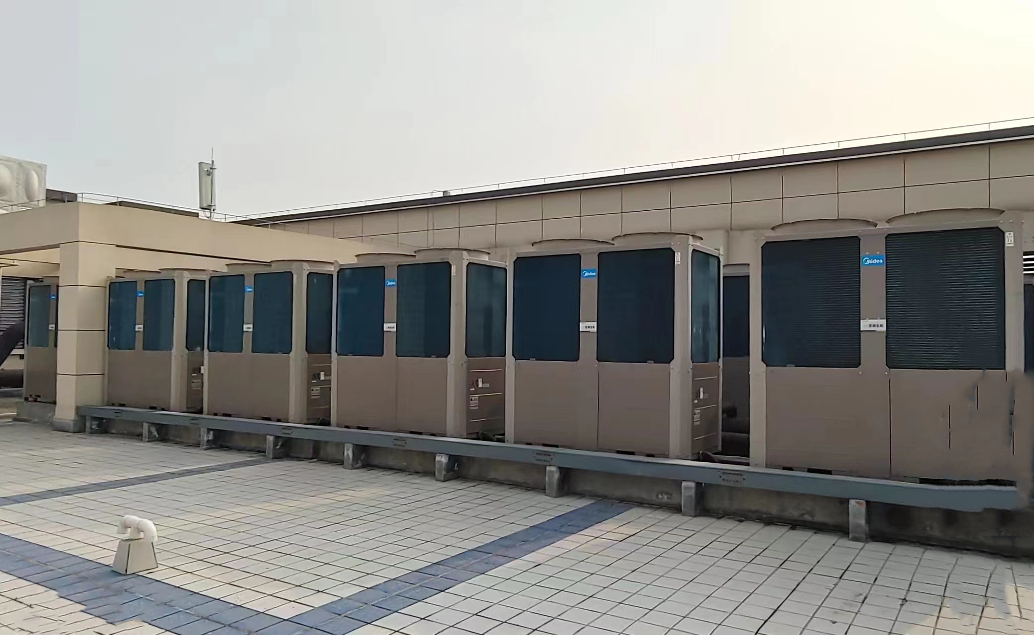 風(fēng)冷模塊機(jī)安裝工藝