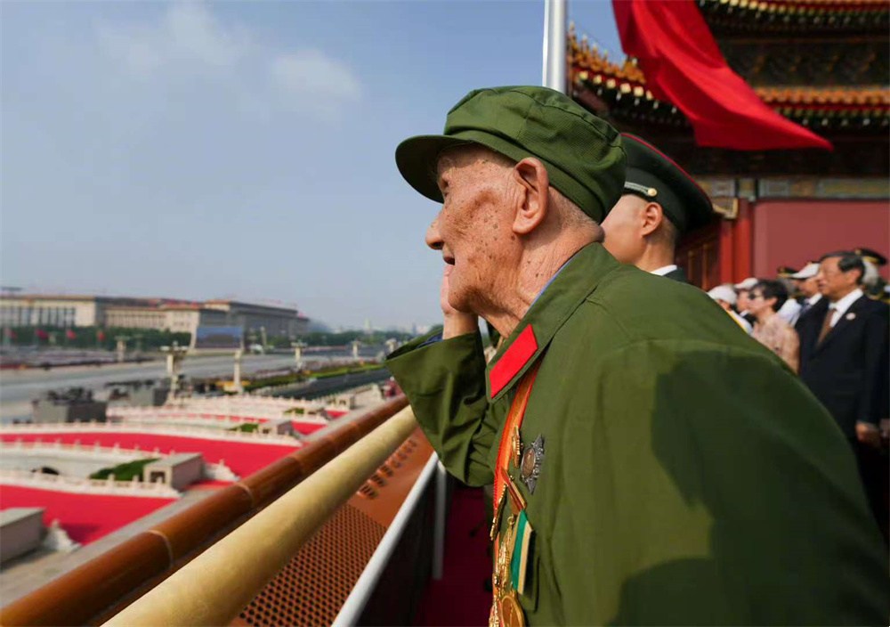 和新機電致敬9.3閱兵：以專業(yè)精神服務民生，與祖國共奮進！