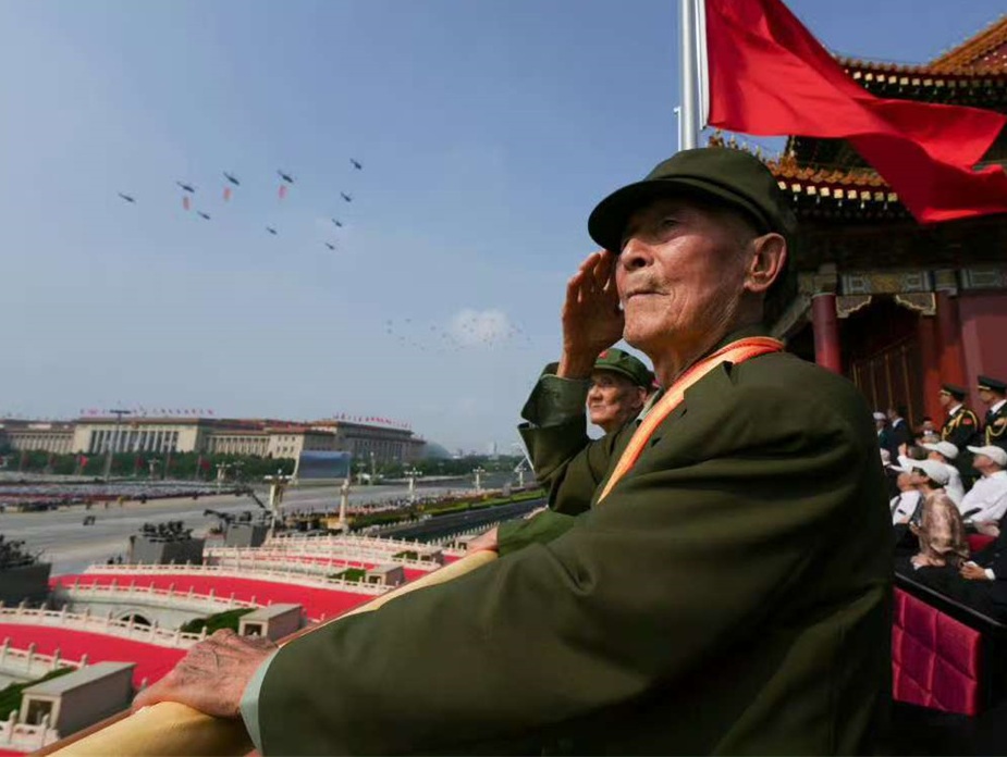 和新機電致敬9.3閱兵：以專業(yè)精神服務民生，與祖國共奮進！