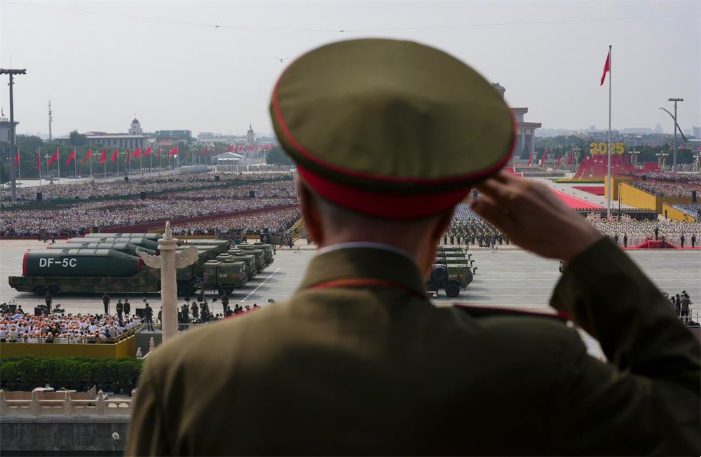 和新機電致敬9.3閱兵：以專業(yè)精神服務民生，與祖國共奮進！